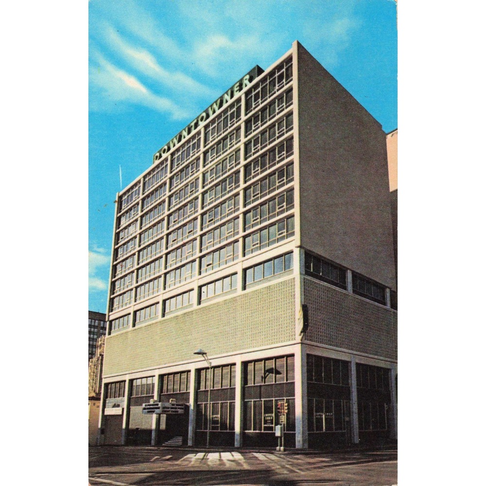 Vintage Downtowner Motor Inn Postcard El Paso Texas 1970 Postmarked Plastichrome - Picture 1 of 2